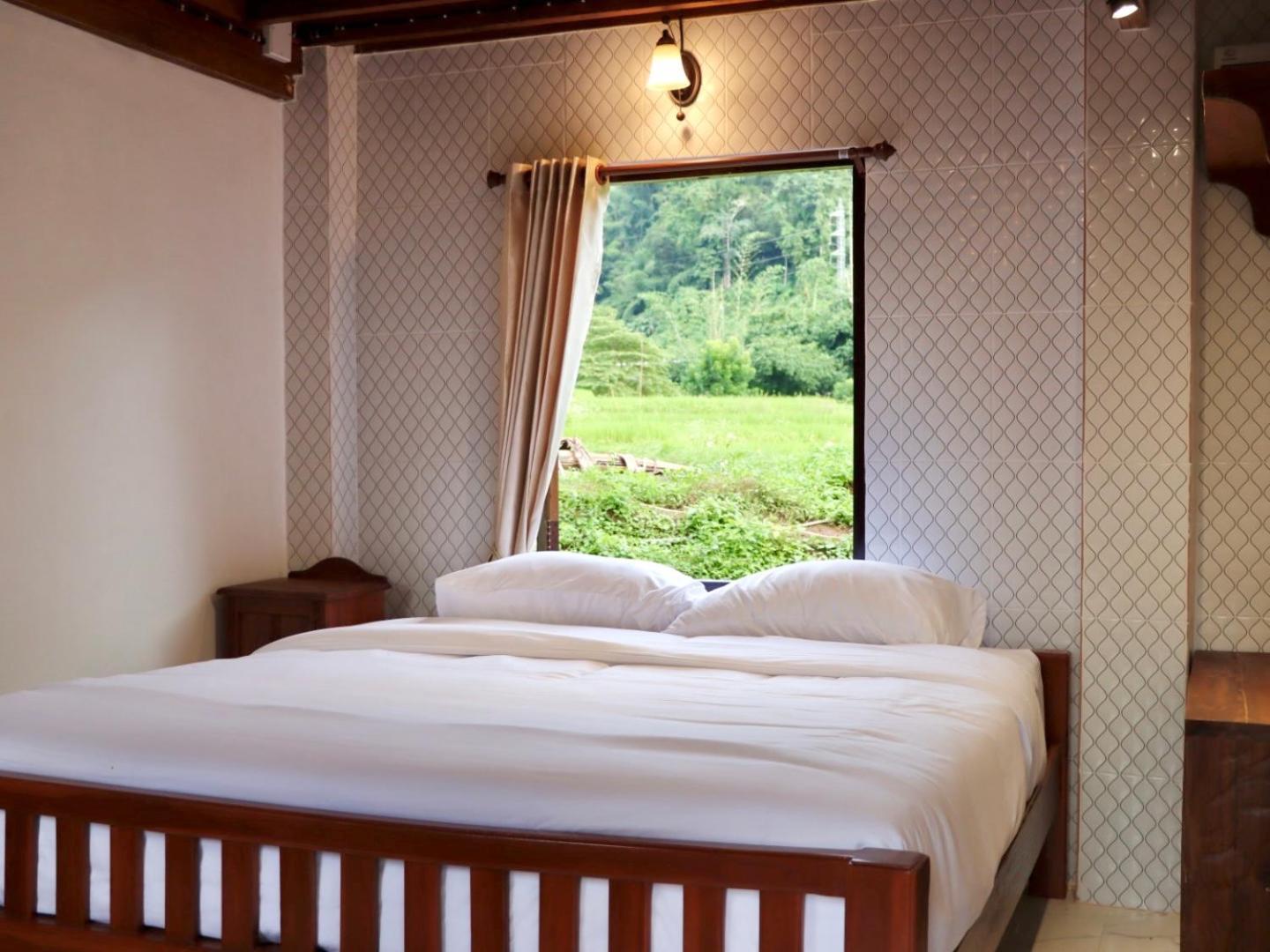 Ban Kaew Mo Ra Glamping & Restaurant Hotel Pang Mapha Exterior foto