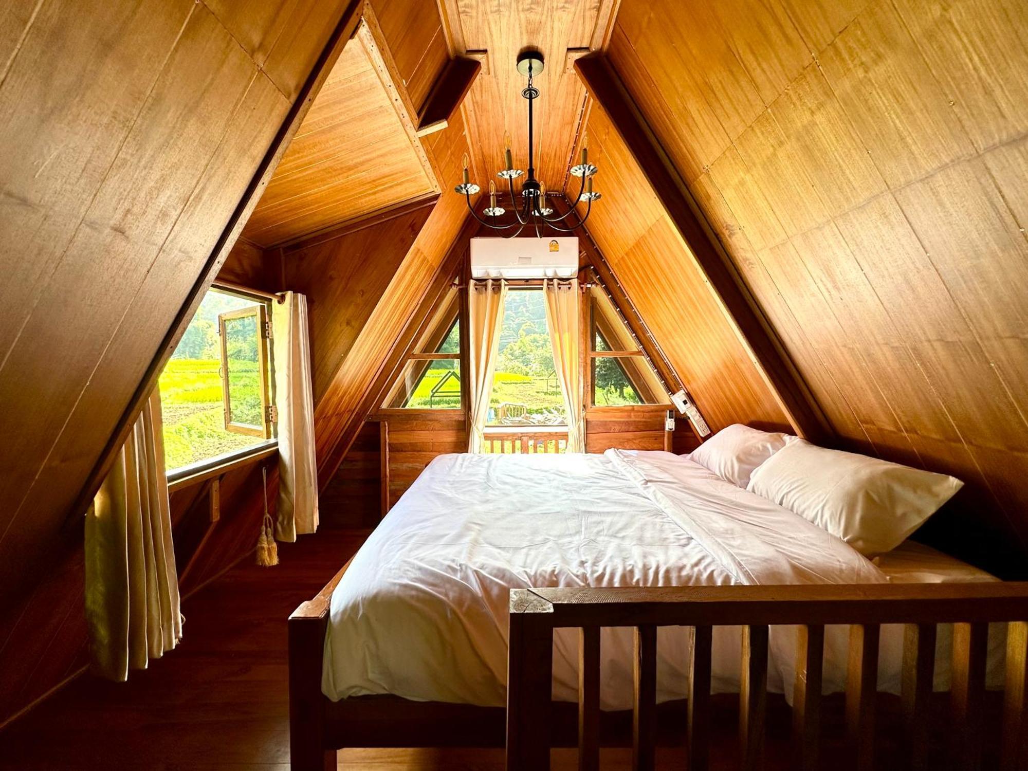 Ban Kaew Mo Ra Glamping & Restaurant Hotel Pang Mapha Exterior foto