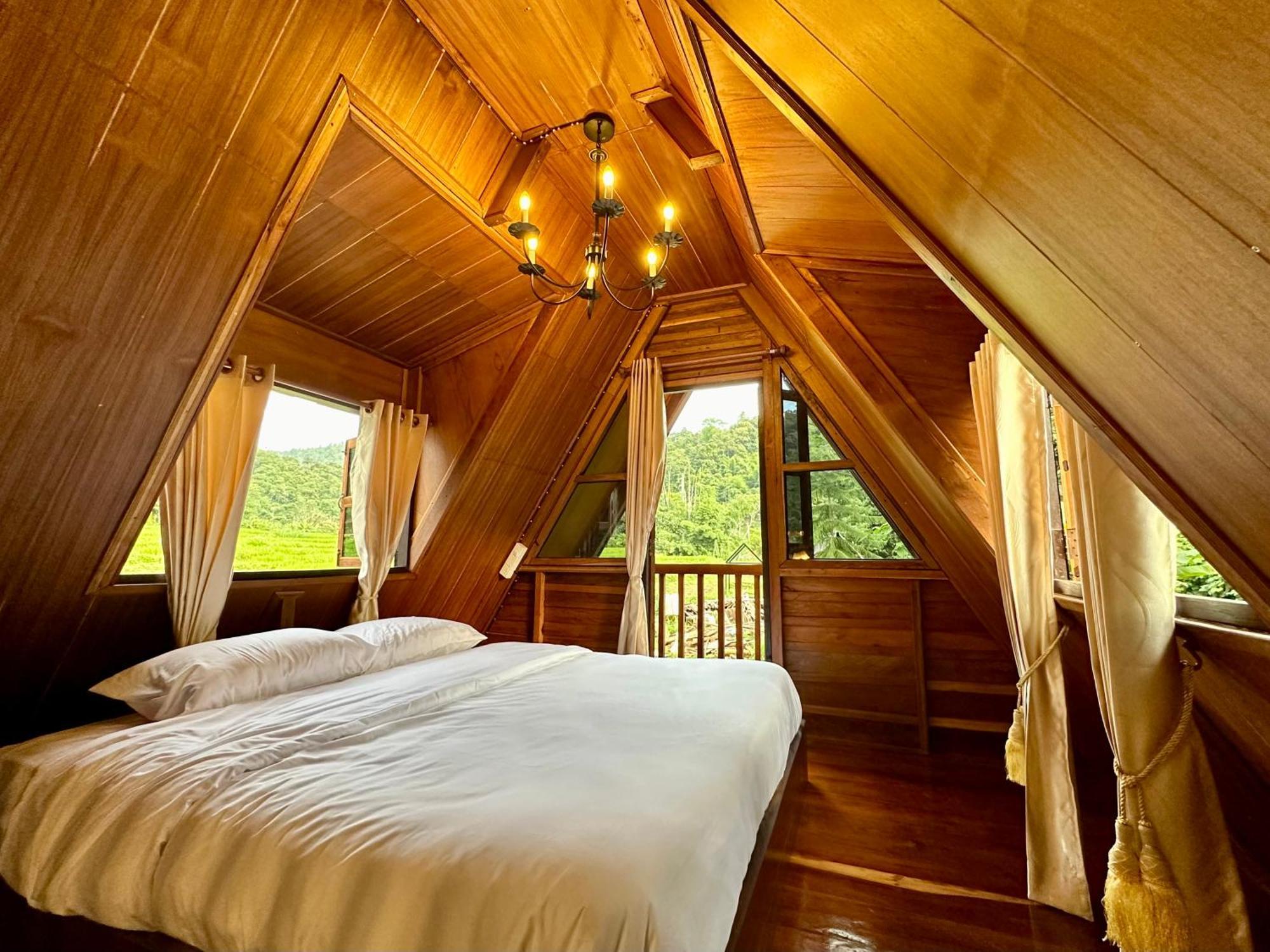 Ban Kaew Mo Ra Glamping & Restaurant Hotel Pang Mapha Exterior foto