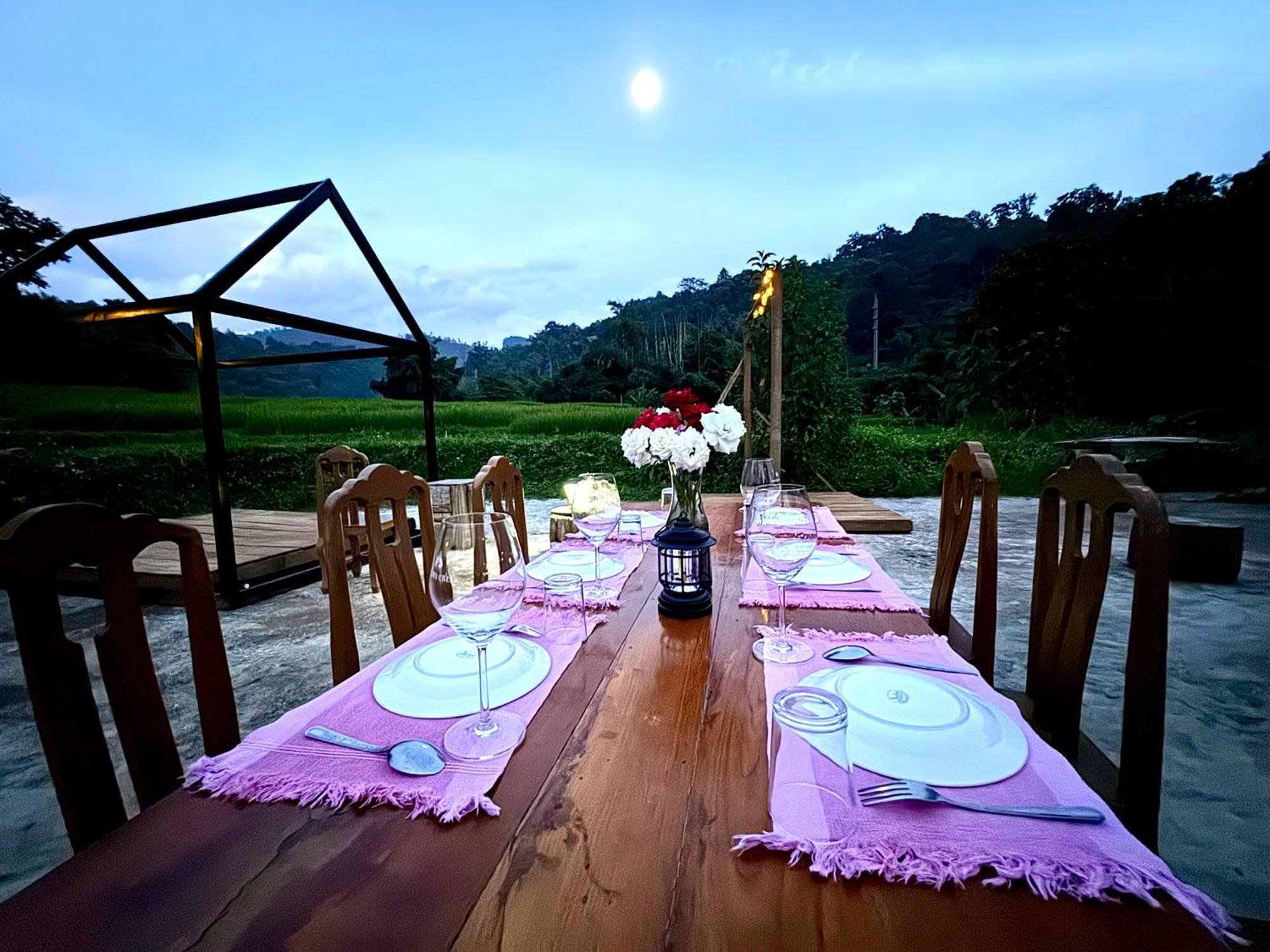 Ban Kaew Mo Ra Glamping & Restaurant Hotel Pang Mapha Exterior foto