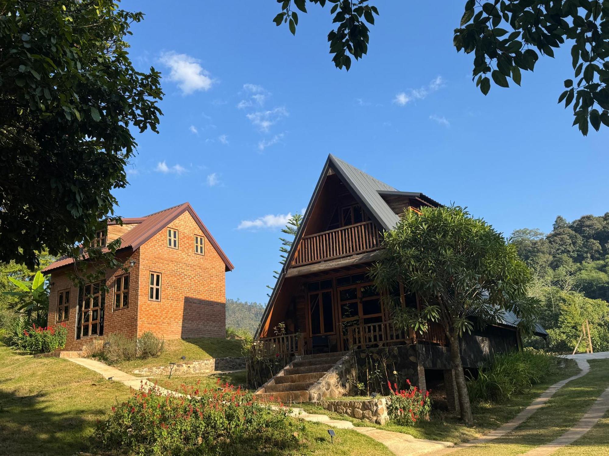 Ban Kaew Mo Ra Glamping & Restaurant Hotel Pang Mapha Exterior foto