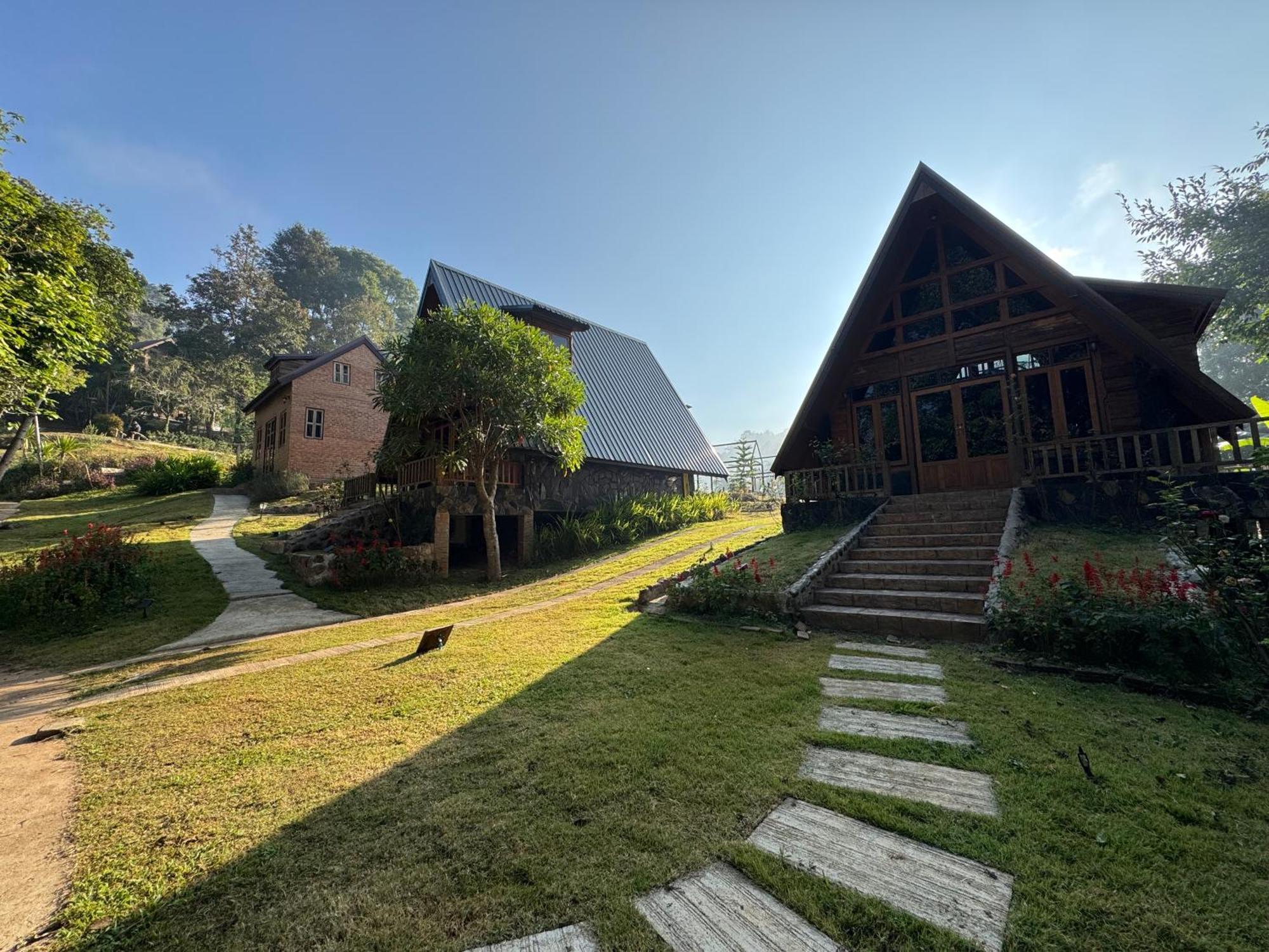 Ban Kaew Mo Ra Glamping & Restaurant Hotel Pang Mapha Exterior foto